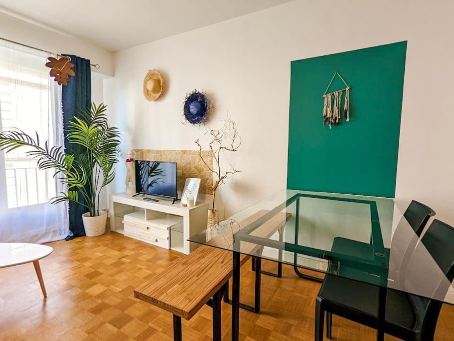 Cosy Spring 2Ch - Place Verdun - Stationnement Gratuit Pau Luaran gambar
