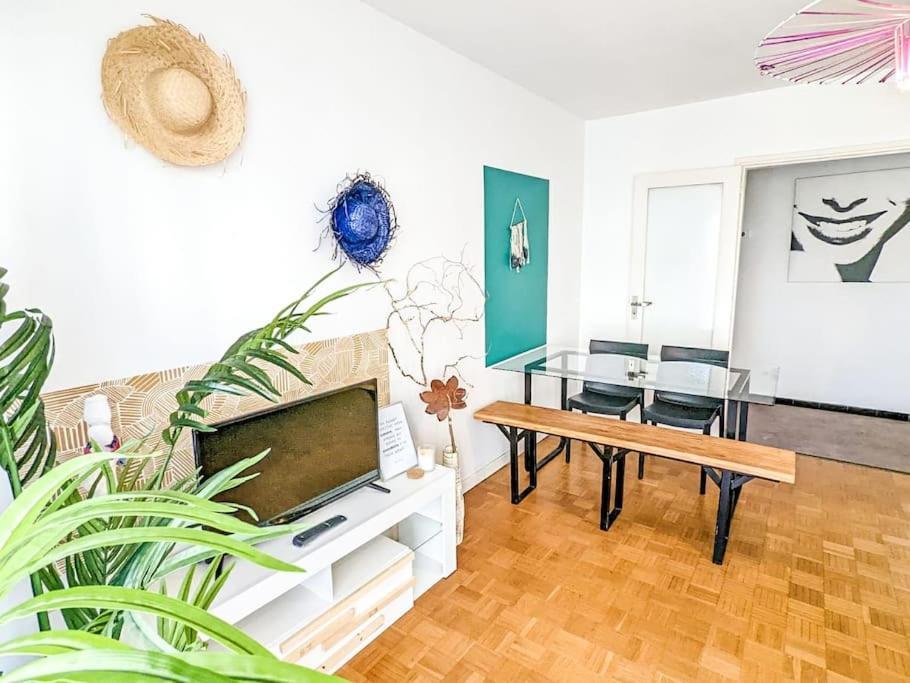 Cosy Spring 2Ch - Place Verdun - Stationnement Gratuit Pau Luaran gambar
